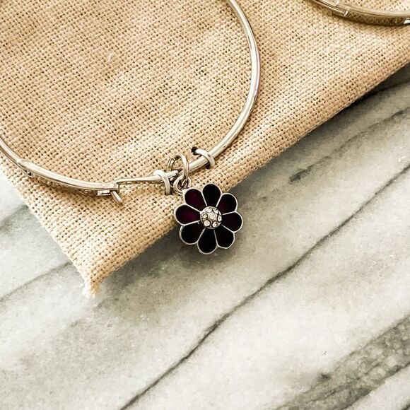 Best Friend Charm Bracelet Set Silver Toned Slide Bangle - Picture 3 of 3